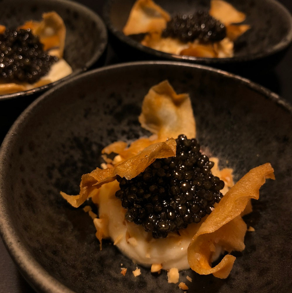 Kaviar med jordskokker og hasselnødder